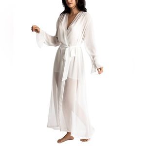 Chiffon keepsake wrap robe